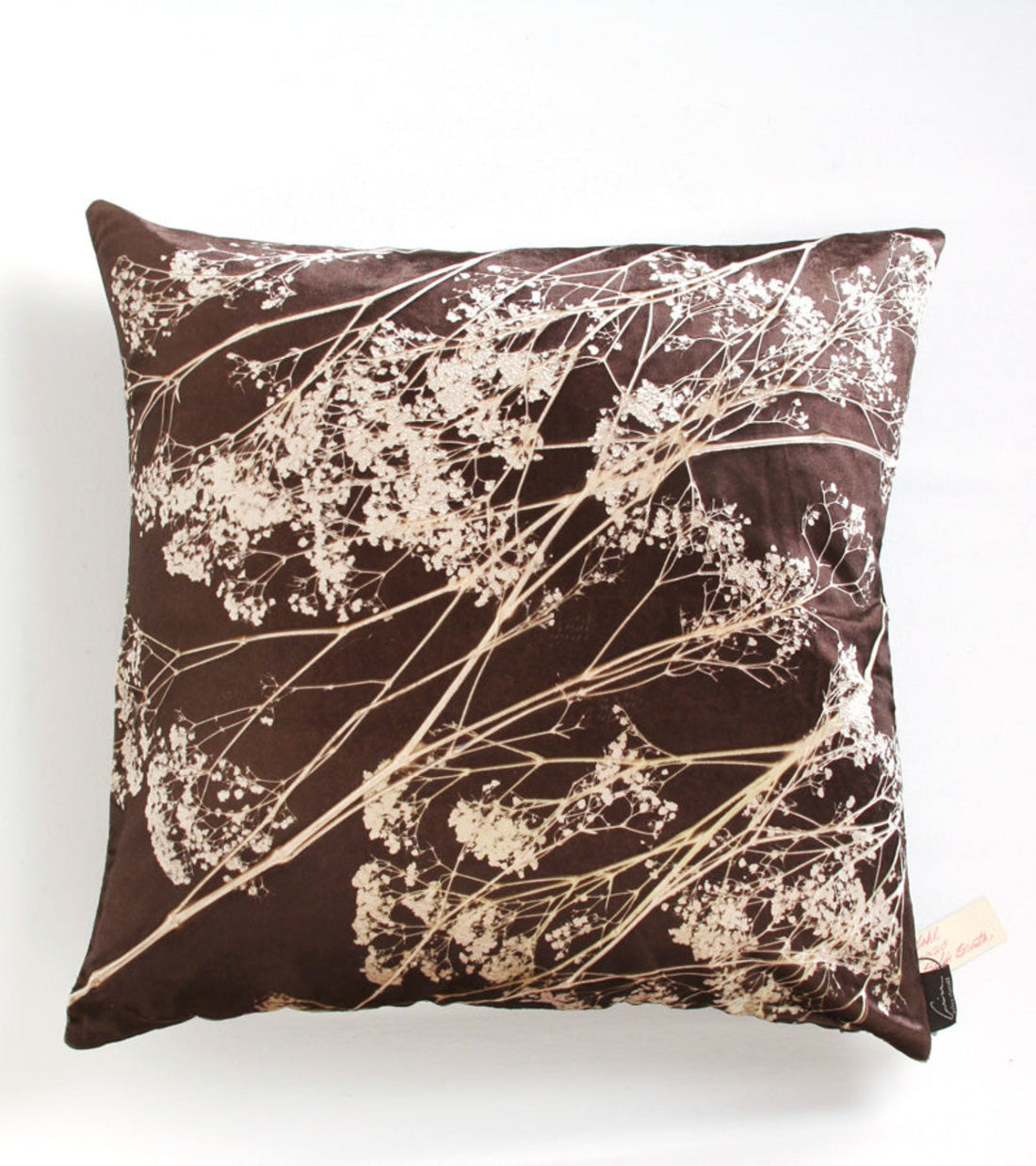 Baby's Breath Kohl on Ivoire Signature Velvet Pillows