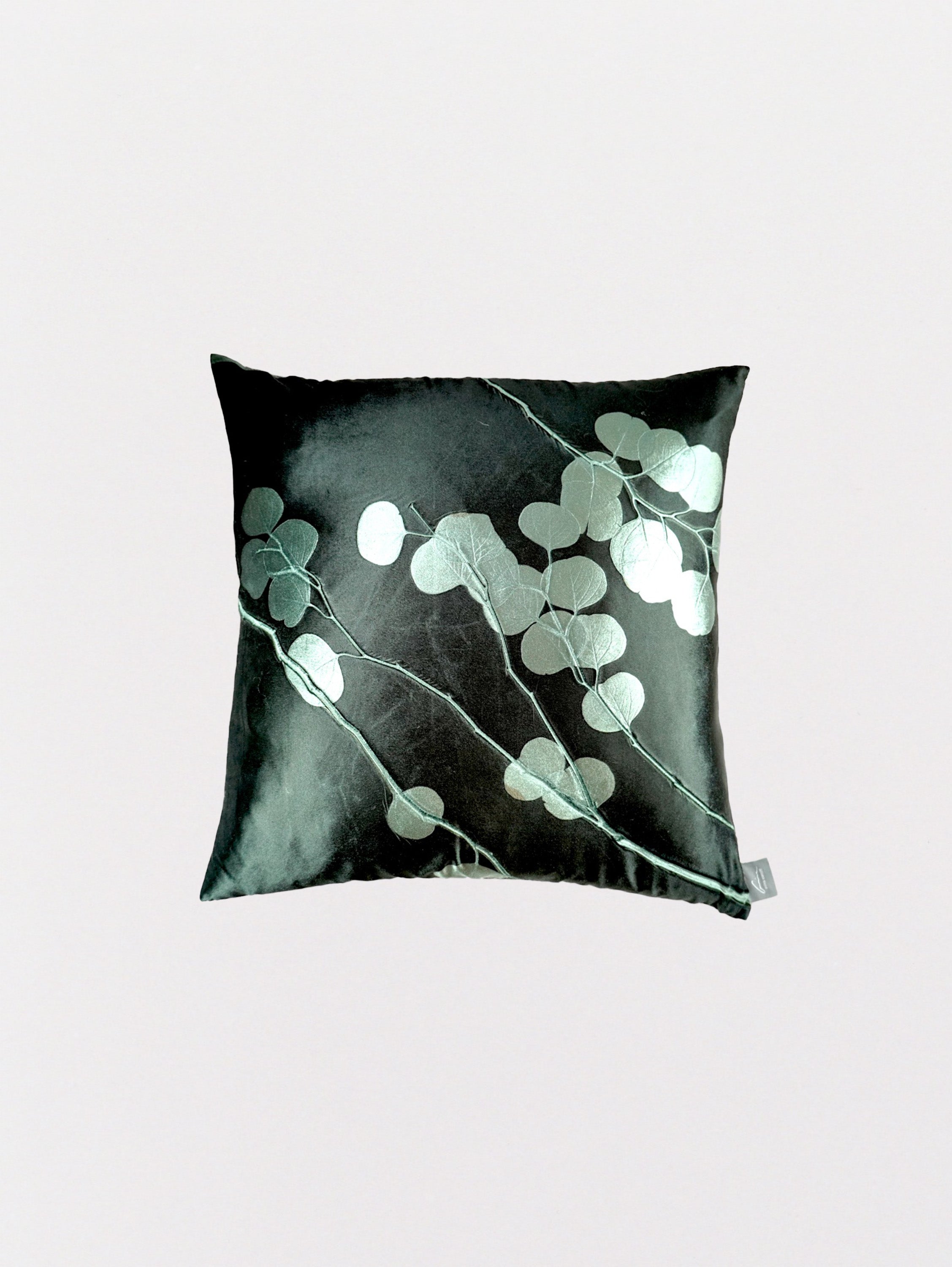 Signature Velvet Eucalyptus