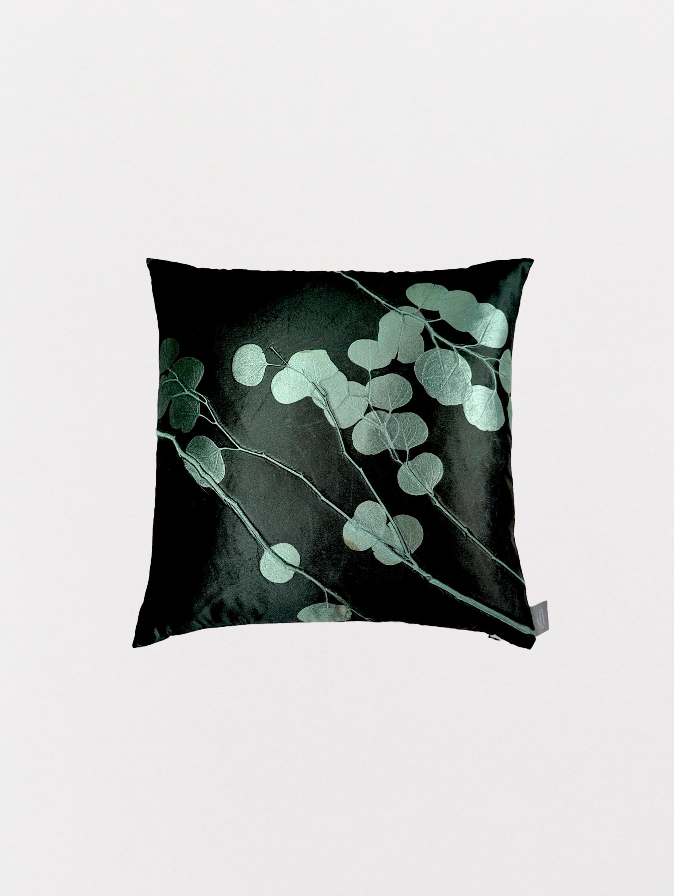 Signature Velvet Eucalyptus