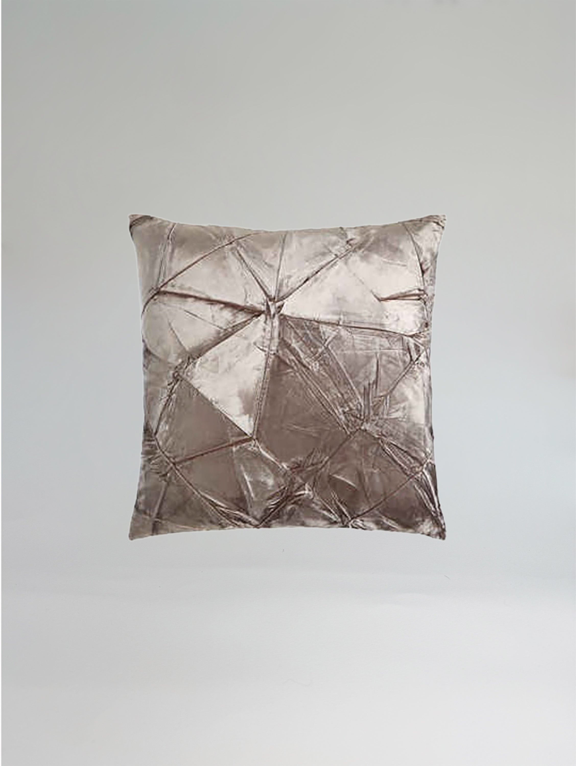 Signature Velvet Facet