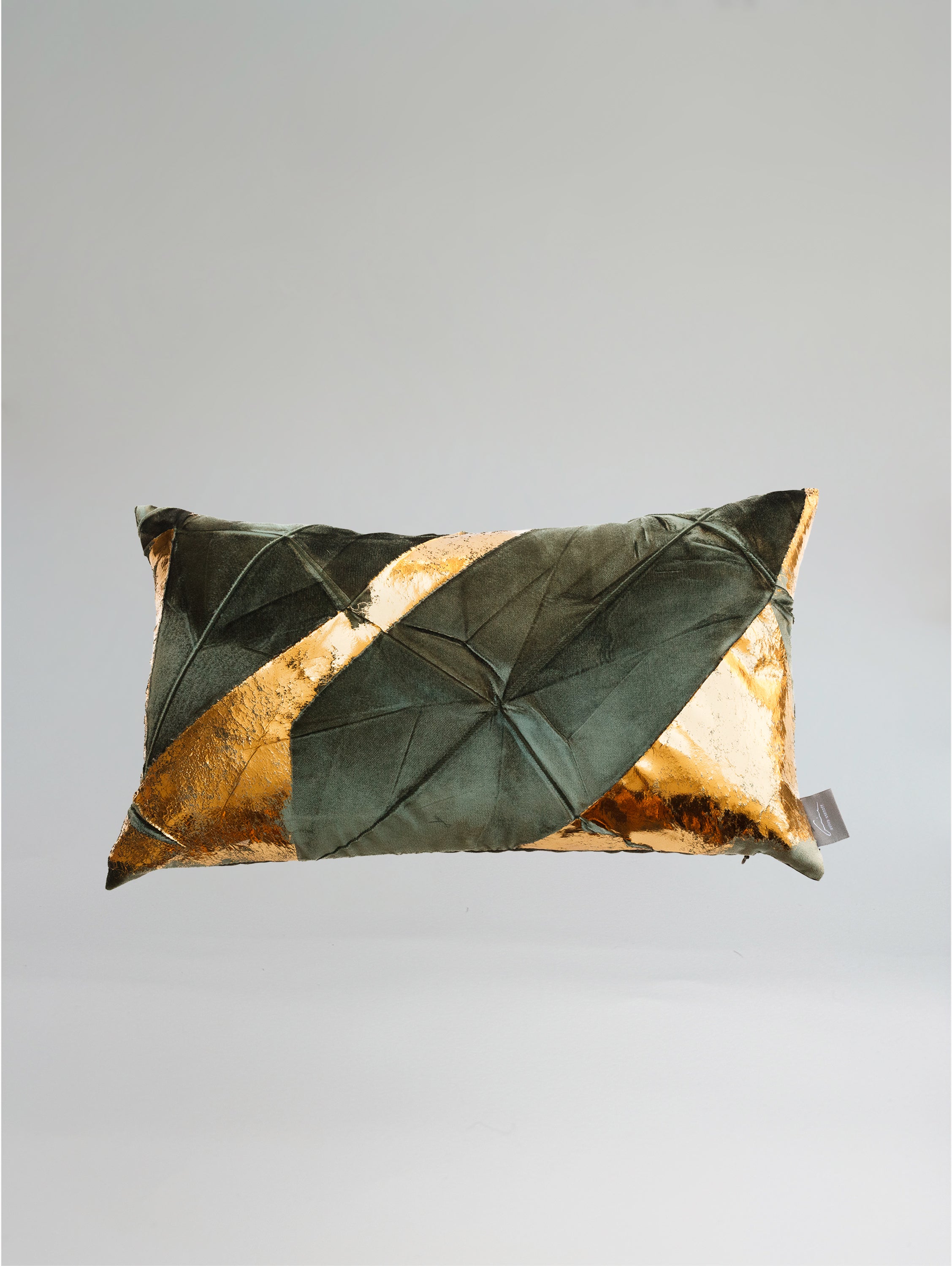 Signature Velvet Facet