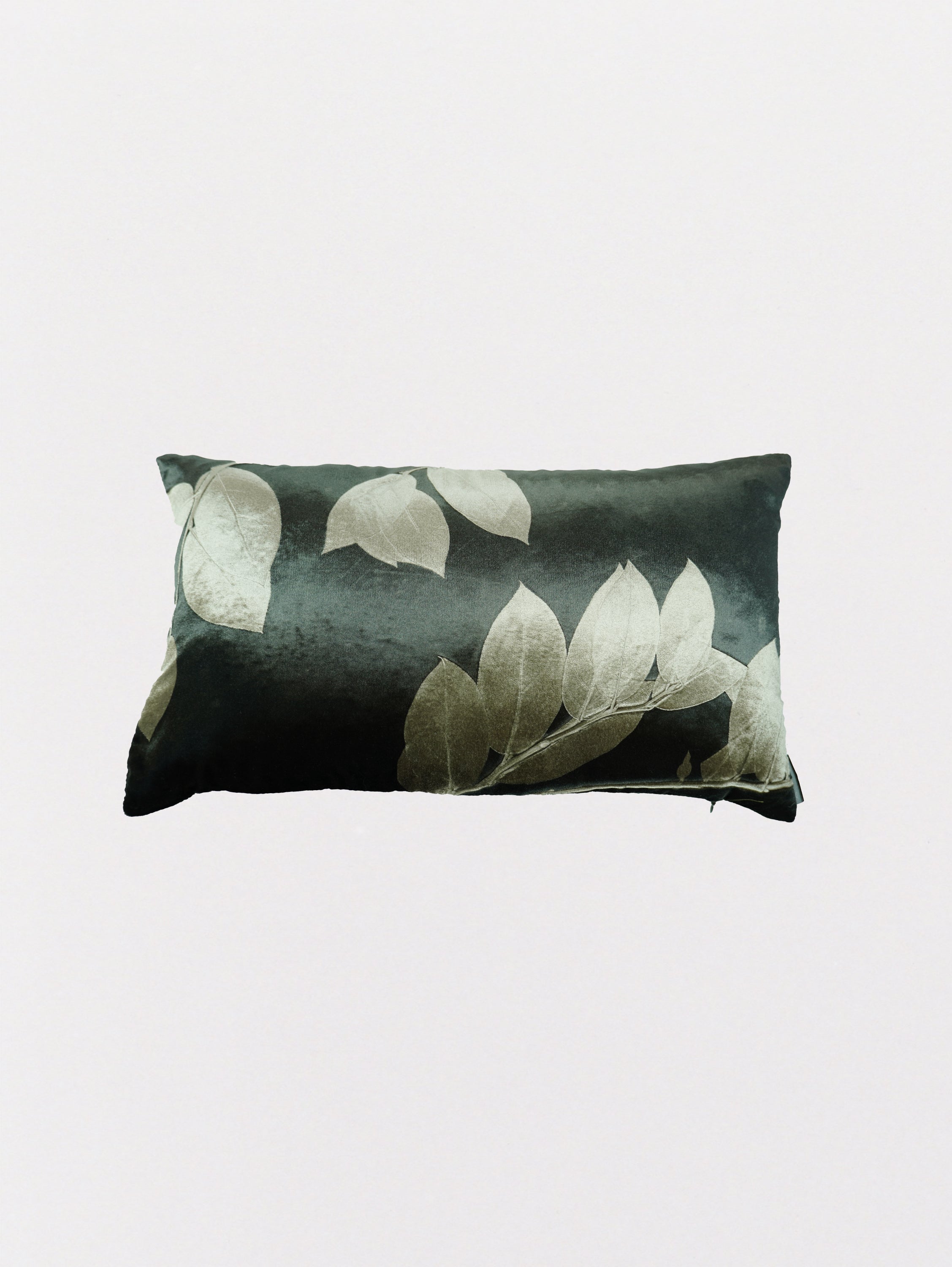 Signature Velvet Lemon Leaf