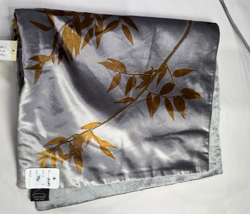 Signature Velvet Runner 796