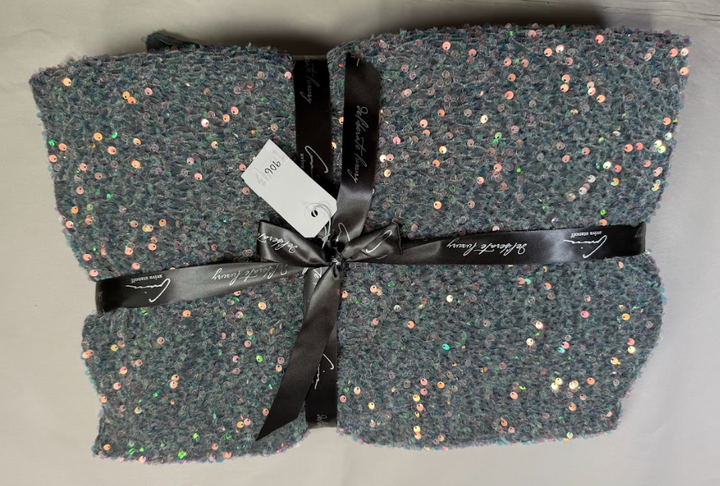 Cozy Throw 906