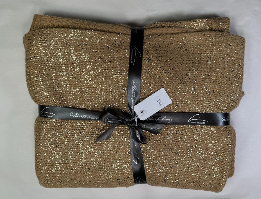 Cozy Throw 921