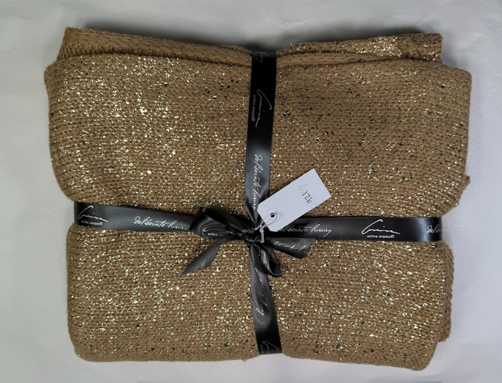 Cozy Throw 921