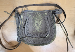 Cali Couture Bag 8.5"x2.75" X8" 2206