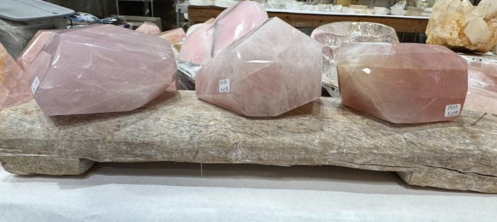 Rose Quartz Gems LRG 2534