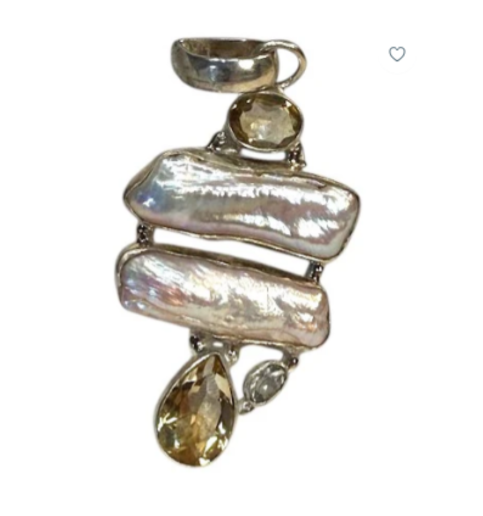 Sacred Sparkle Pendant 700