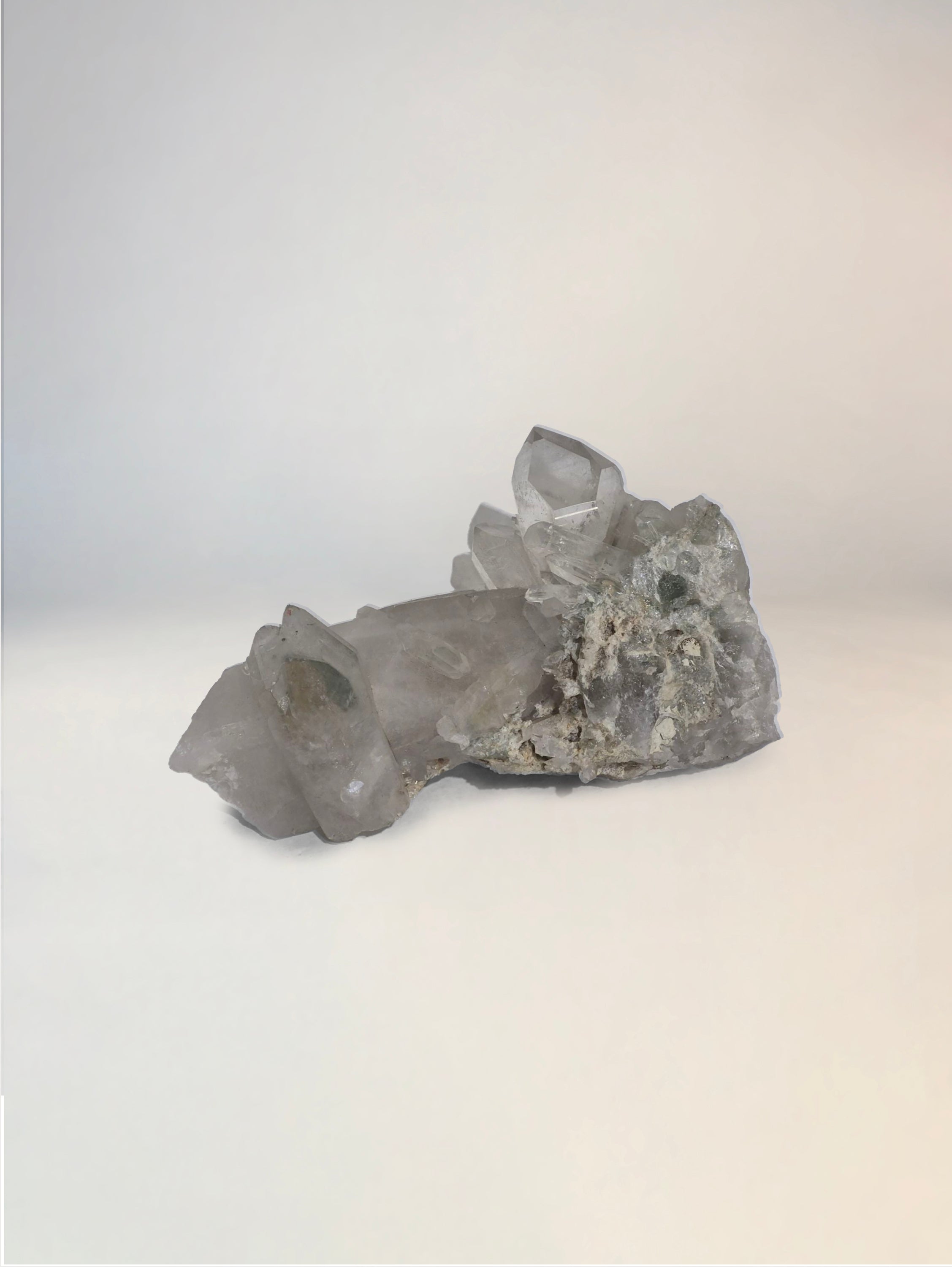 Taupe Quartz Clusters