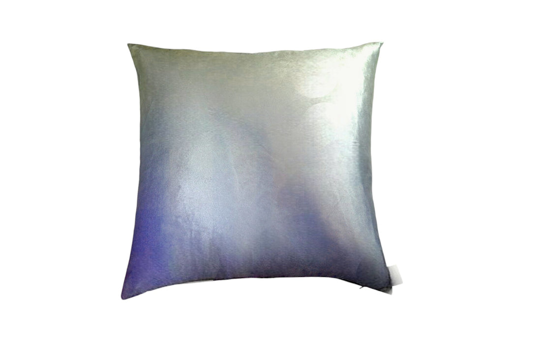 Solid Ombre Amethyst on Ivoire Signature Velvet