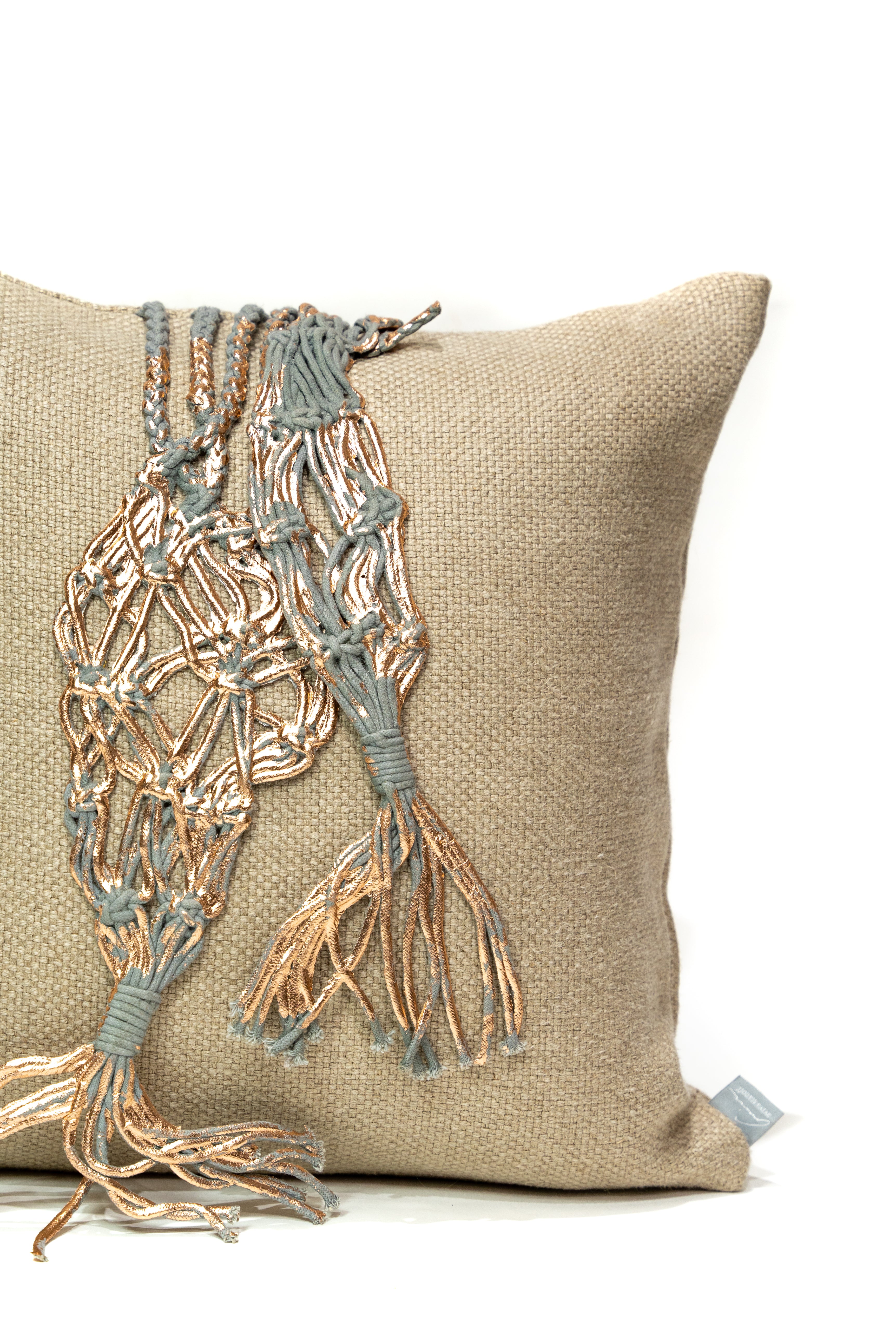 Hypknotic Rose Gold and Grey on Natural